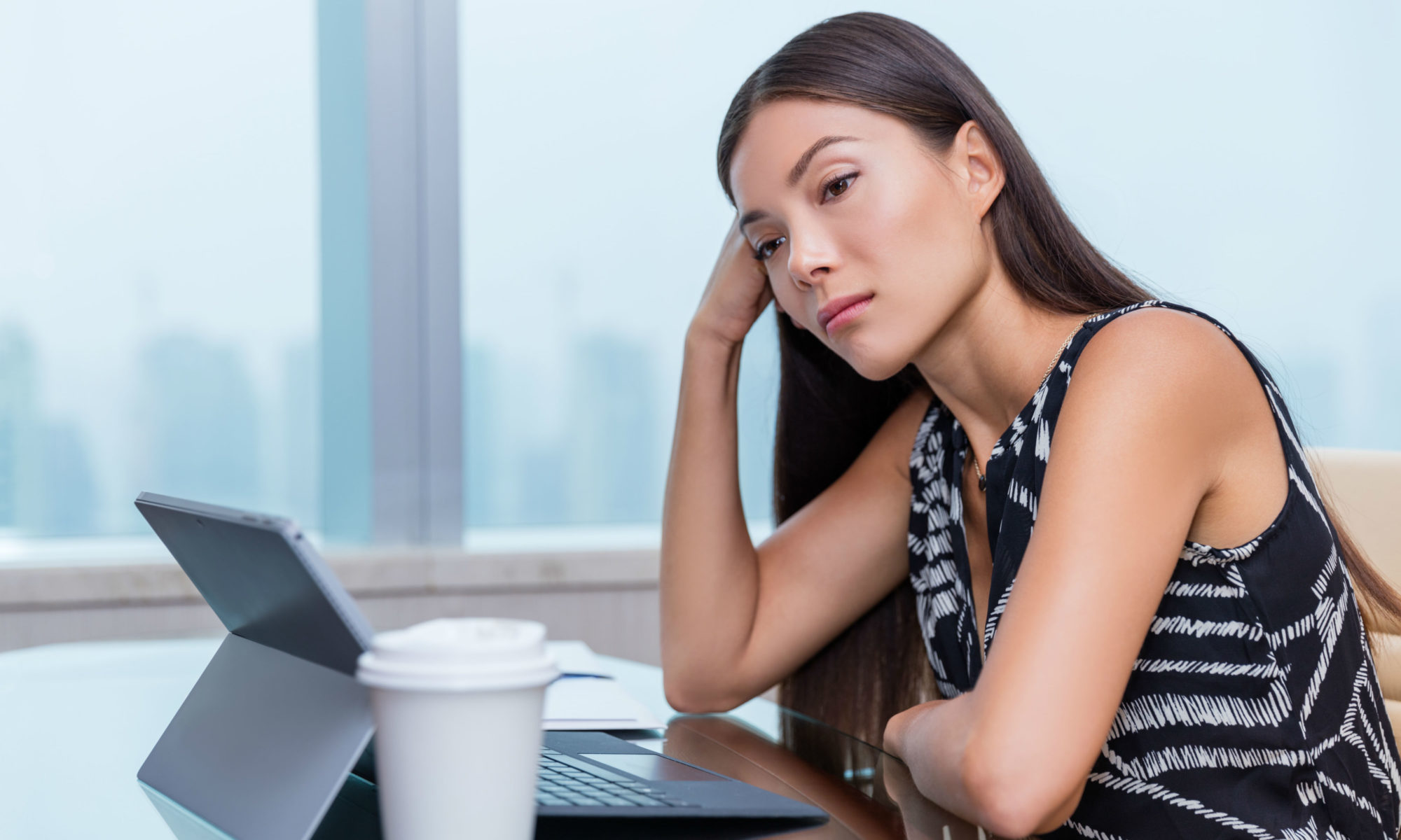 downtime-unproductive-frustrated-woman-computer-IT-business